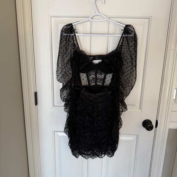 New! FOR LOVE & LEMONS Delicate Lace Long-Sleeve Dress 45078 - Picture 10 of 14